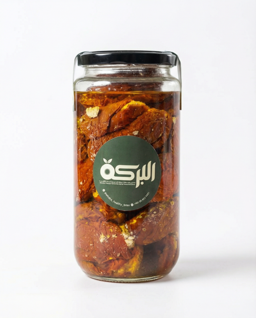 Sun-dried tomatoes in olive oil