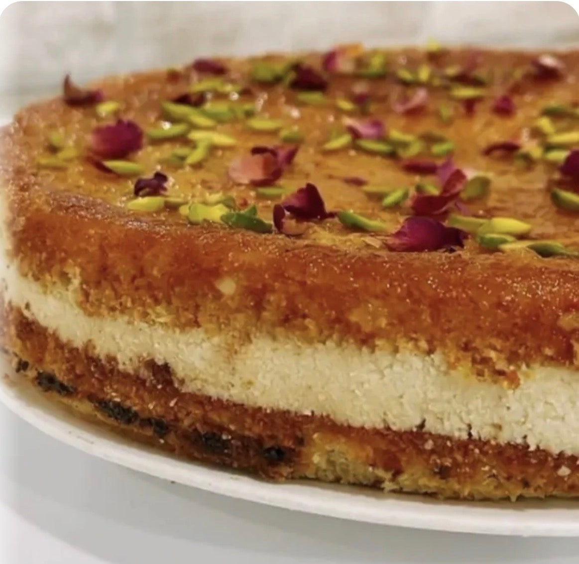 Cream Basbousa with Gluten-Free Alternatives